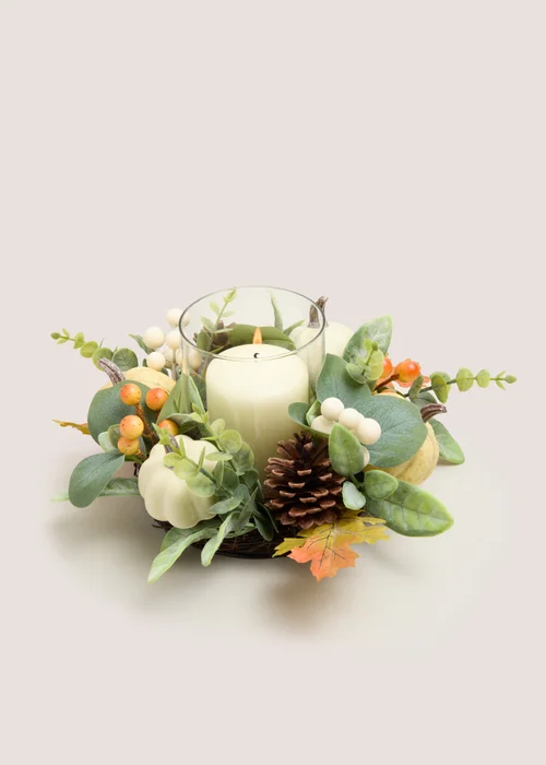 Green Foliage Wreath Candle Holder Image 1