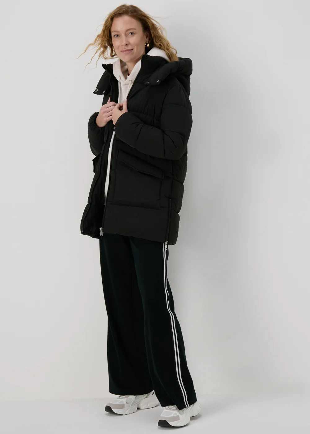 Black Mid Padded Coat - 6 Image 4