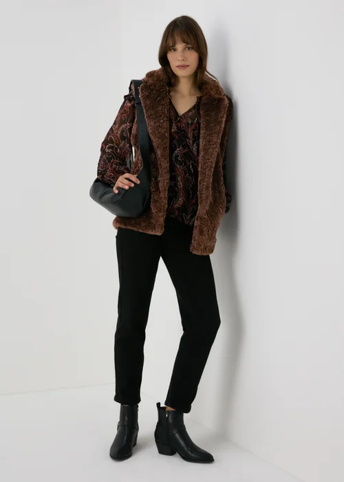 Brown Fur Gilet - 8 Image 4