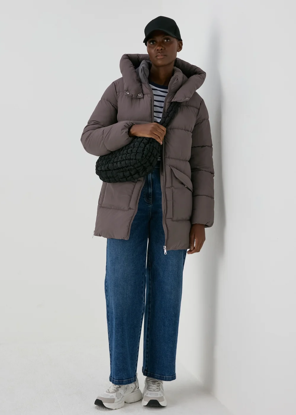 Grey Mid Padded Coat - 8 Image 4