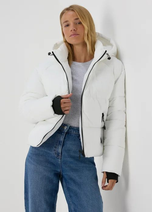 White Padded Short Coat - 8 Image 1