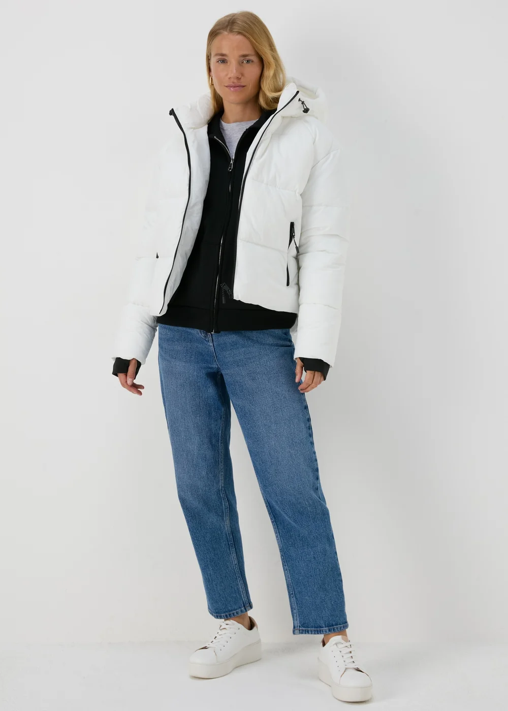 White Padded Short Coat - 8 Image 4