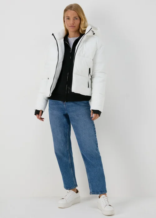 White Padded Short Coat - 8 Image 4