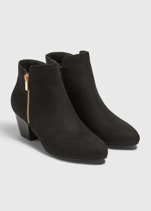 Black Side Zip Heeled Boots - Size 3 Image 1