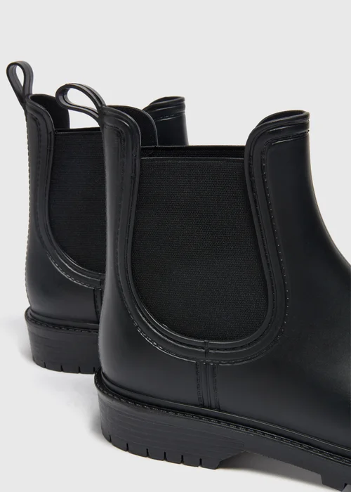 Black Chelsea Wellies - Size 3 Image 2