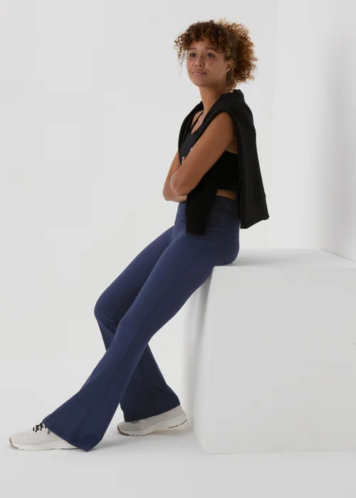 Souluxe Navy Flare Leggings - Size 8 Image 1