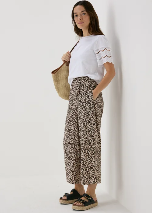 White Cutwork Sleeve T-Shirt - 8 Image 4