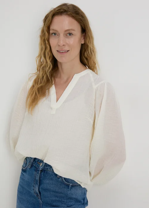 Cream Textured Blouse - 8 Image 3
