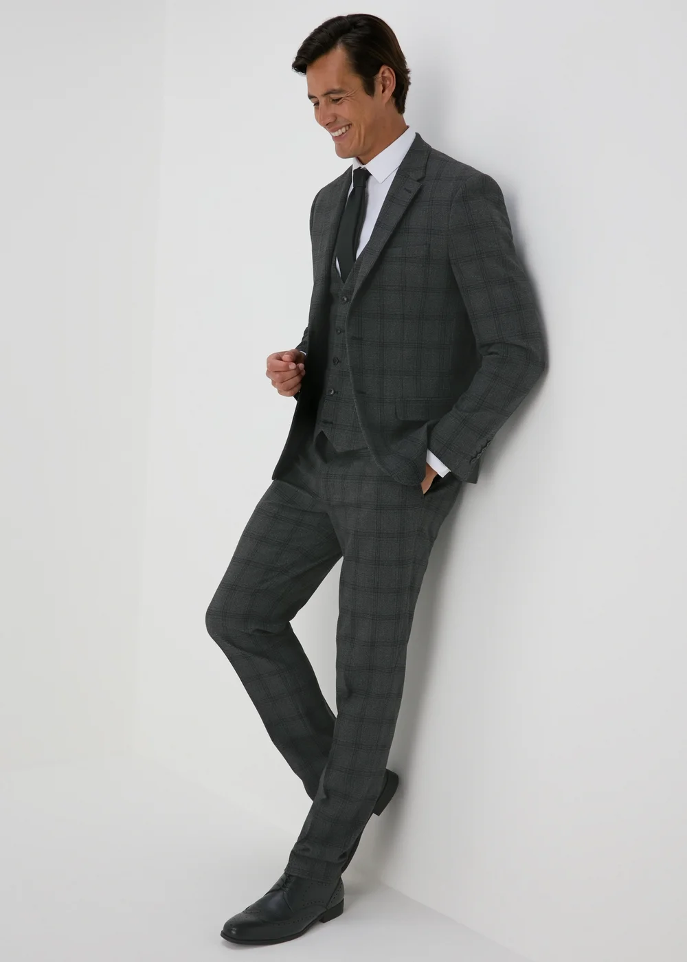 Taylor & Wright Blenheim Charcoal Slim Fit Waistcoat - Small Image 4