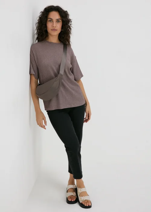 Taupe Textured Co Ord T-Shirt - 8 Image 4