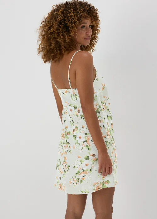 Green Floral Nightie - Size 8 Image 2