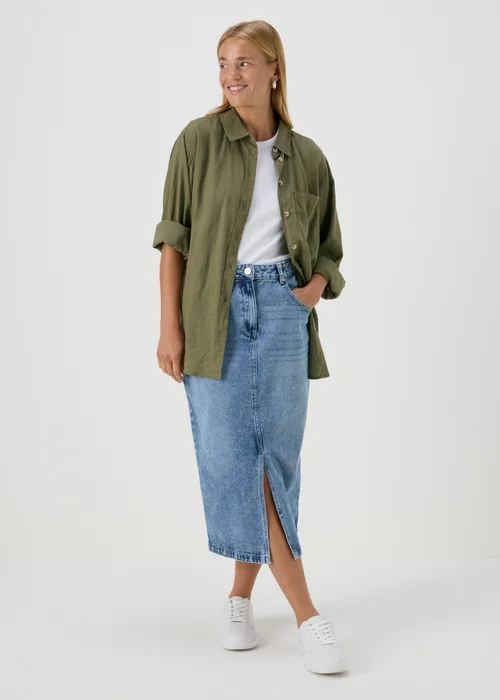 Light Wash Denim Midi Skirt - Size 8 Image 4