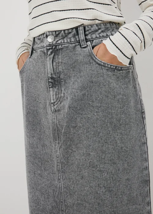 Grey Denim Midi Skirt - Size 8 Image 3