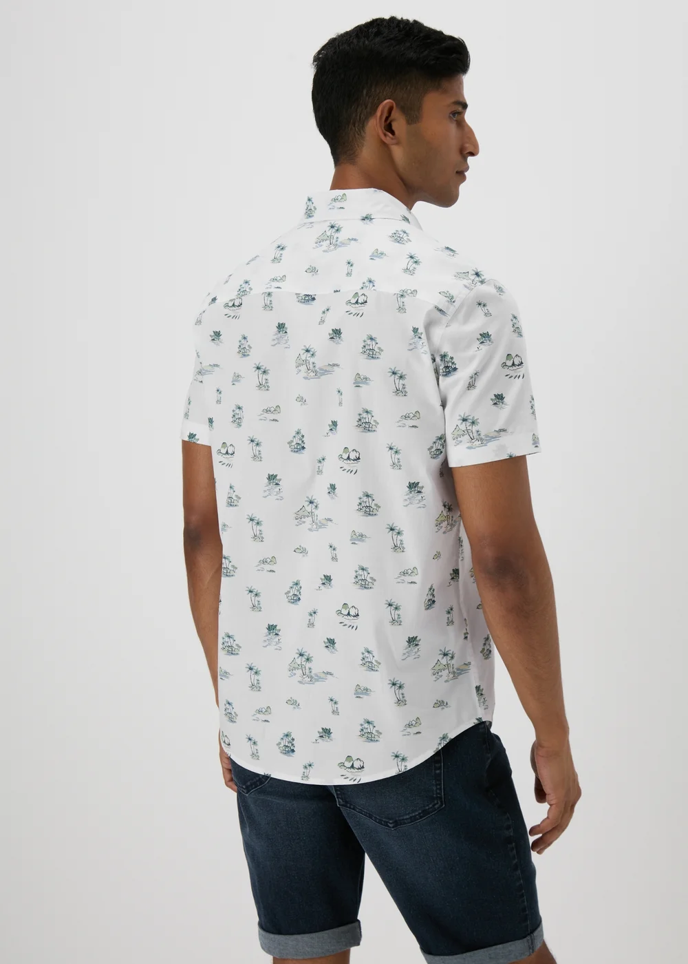 White Island Print Shirt - S Image 2