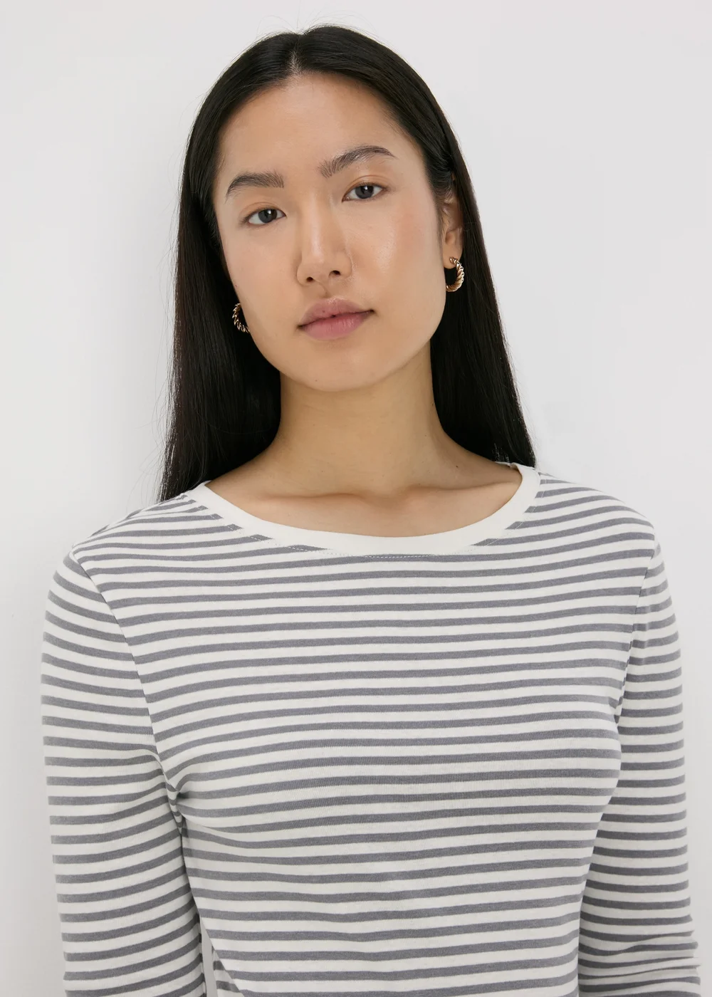 Grey Stripe 3/4 Sleeve Fitted T-Shirt - 8 Image 3