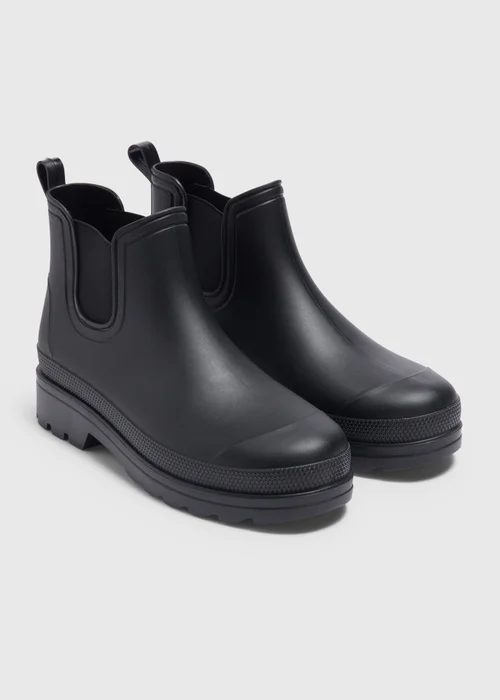 Black Short Wellies - Size 6 Image 1
