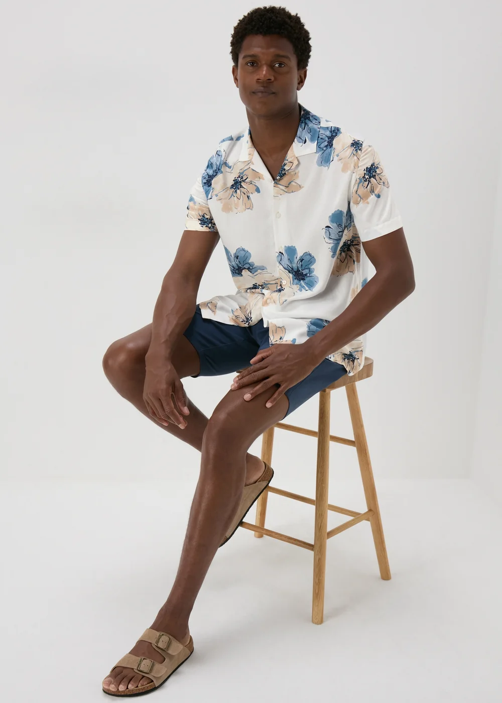White Floral Shirt - S Image 4