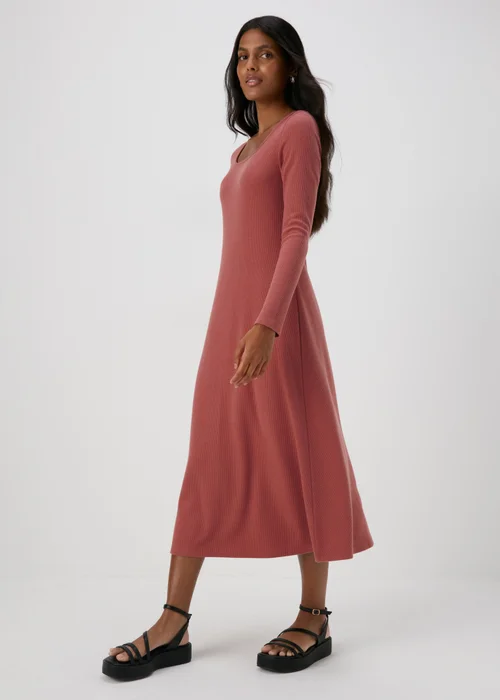 Pink Ribbed Scoop Neck Midi Dress - 8 Image 1