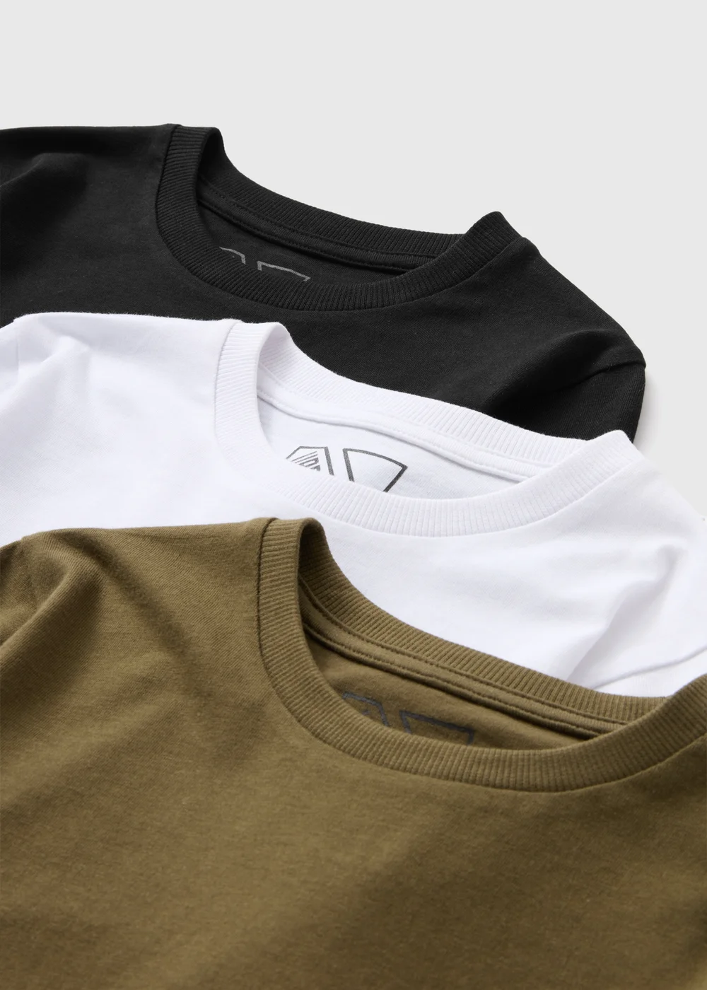 3 Pack Boys Long Sleeve T-Shirts (7-15yrs) - 7 Yrs Image 2