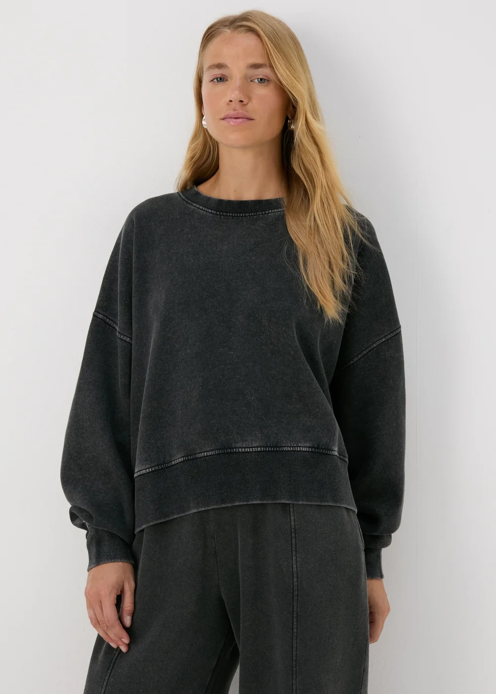 Charcoal Acid Wash Crop Sweatshirt - S Image 1