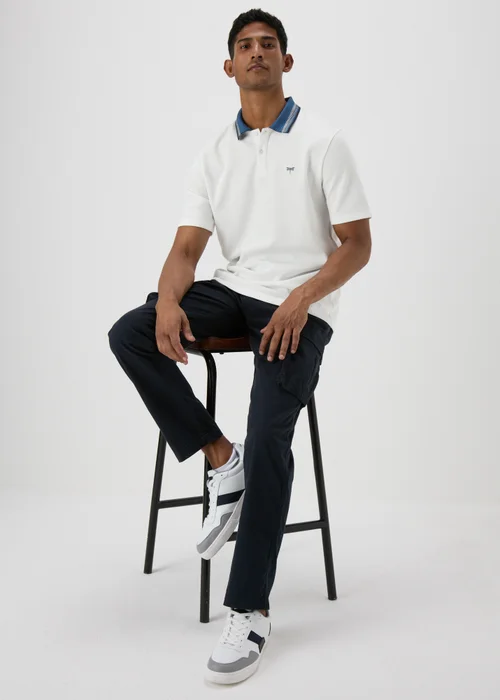 White Textured Stripe Collar T-Shirt - S Image 4