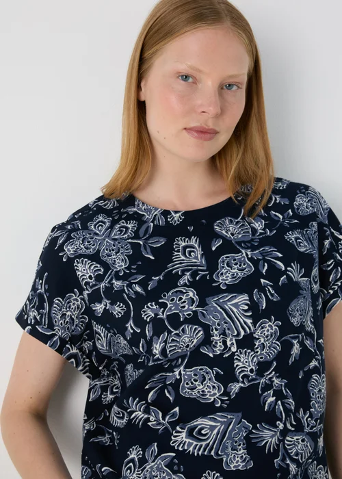 Blue Paisley Pocket Detail T-Shirt - 8 Image 1