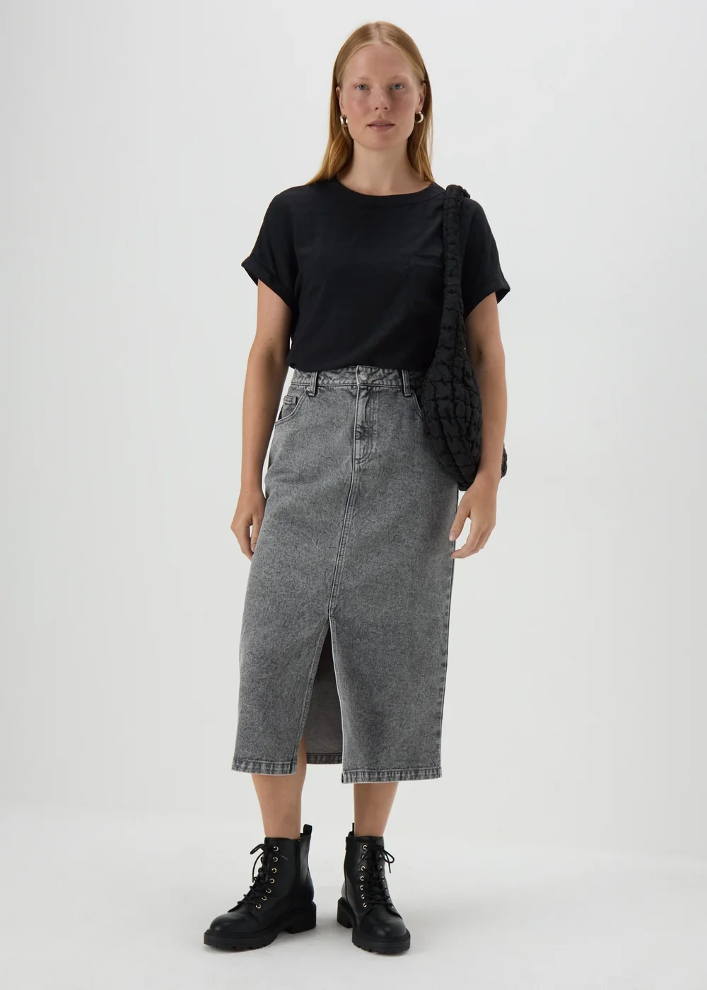 Black Textured Box T-Shirt - Size 8 Image 4