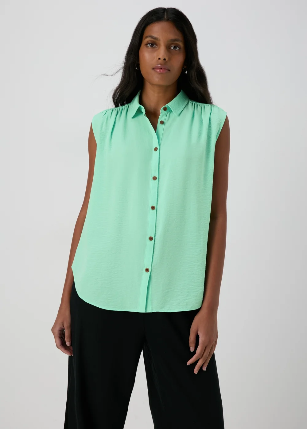 Turquoise Sleeveless Button Shirt - Size 8 Image 1