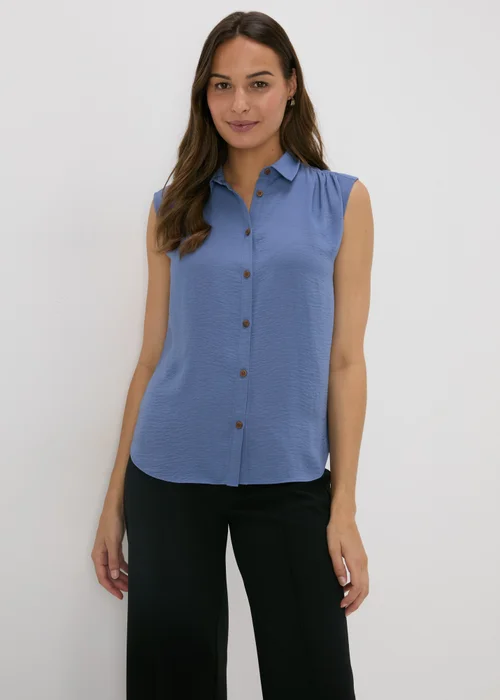 Blue Sleeveless Button Shirt - 8 Image 1