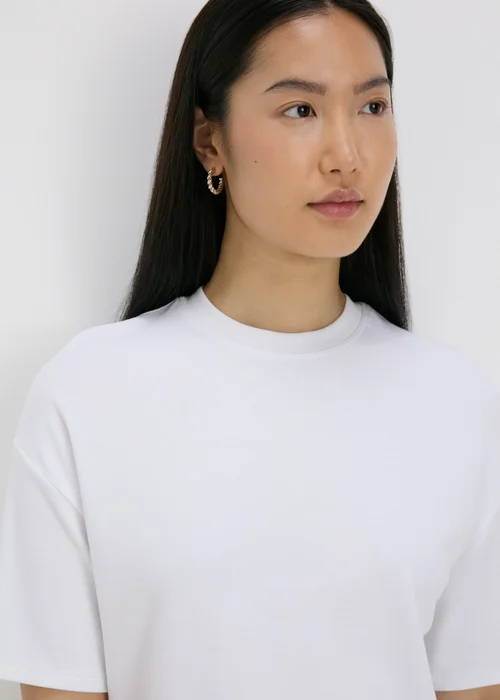 Et Vous White Crewneck T-Shirt - Size 8 Image 3