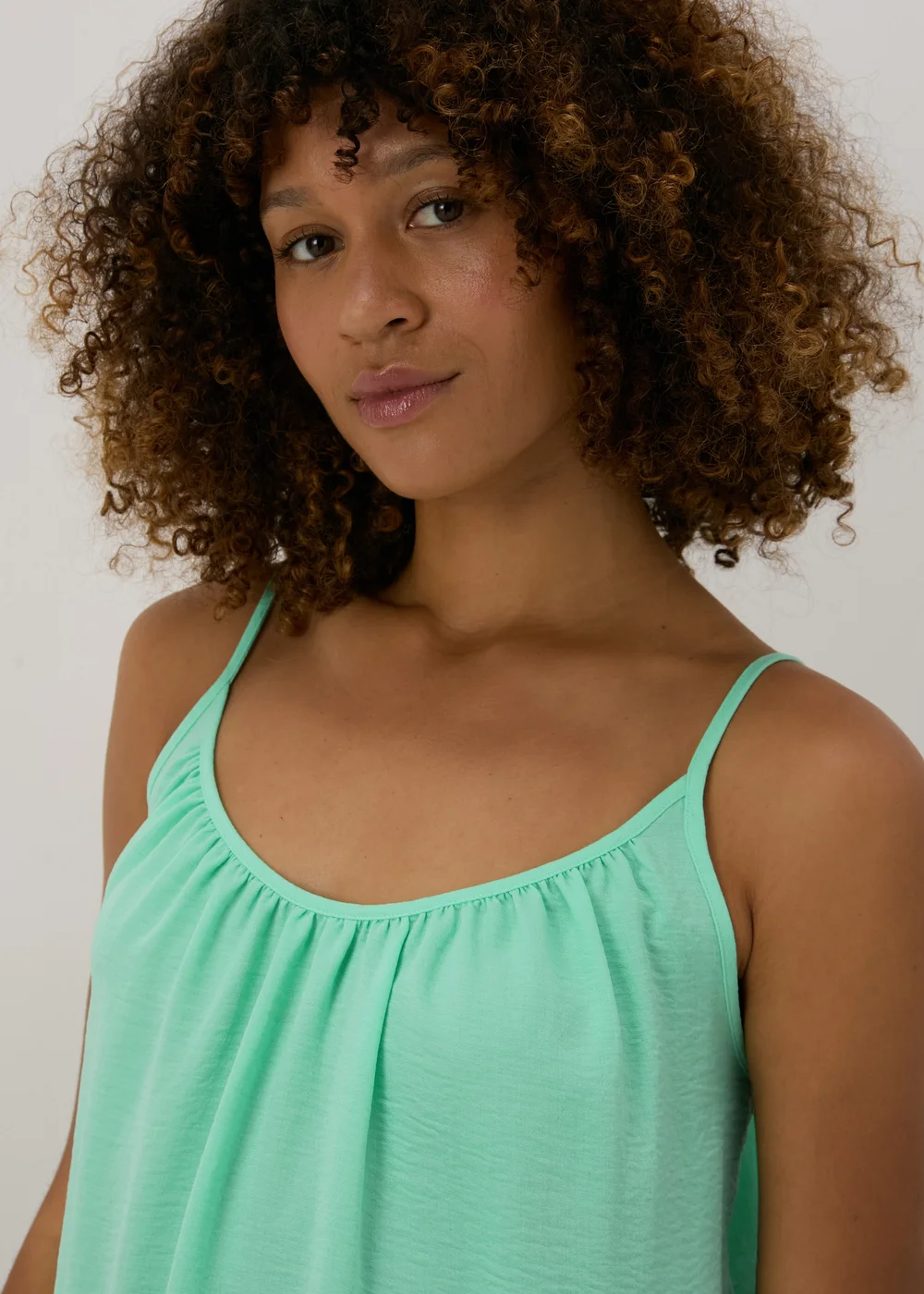 Green Cami Top - 8 Image 3