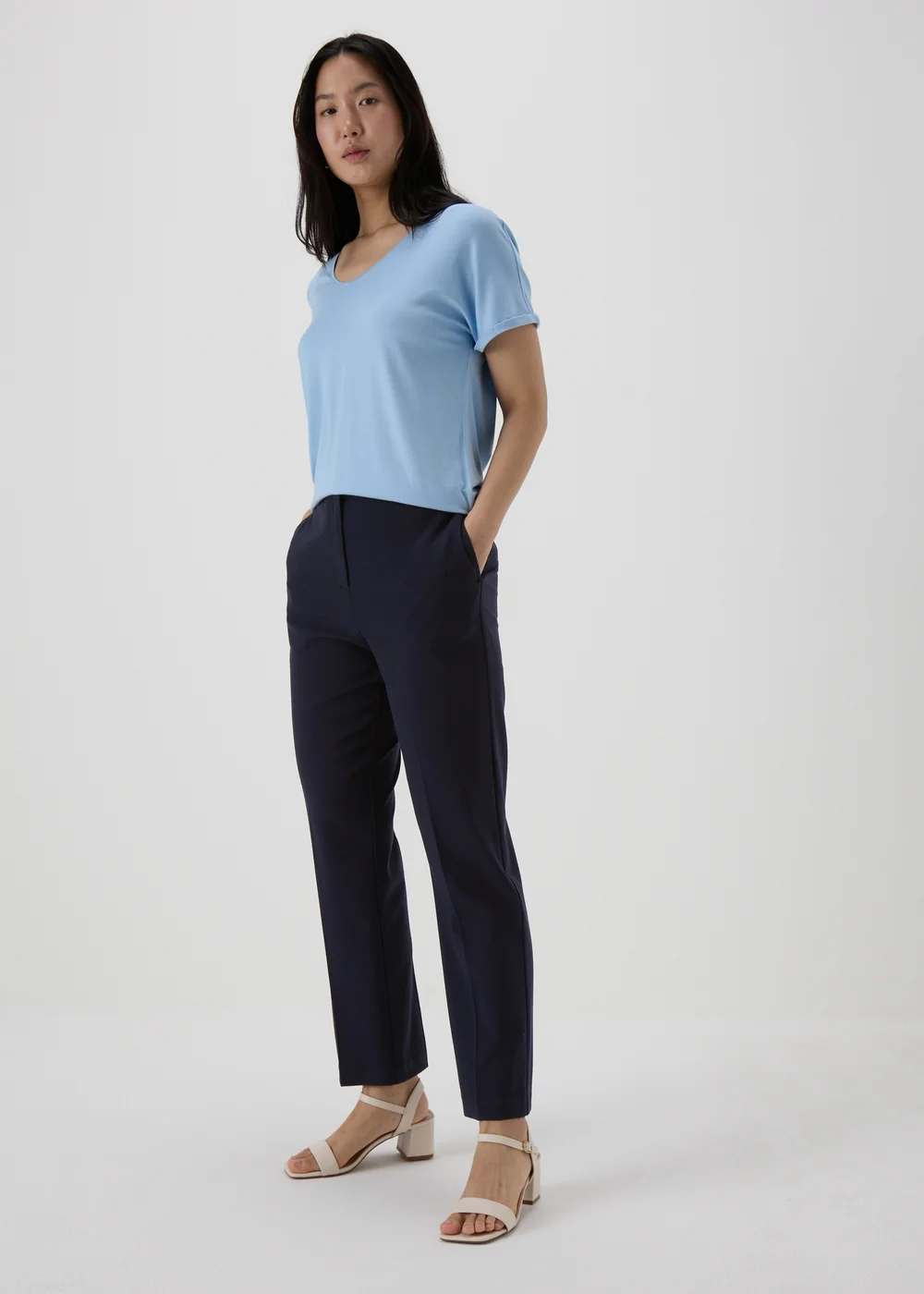 Et Vous Navy Tailored Straight Leg Trousers - 8 Image 1