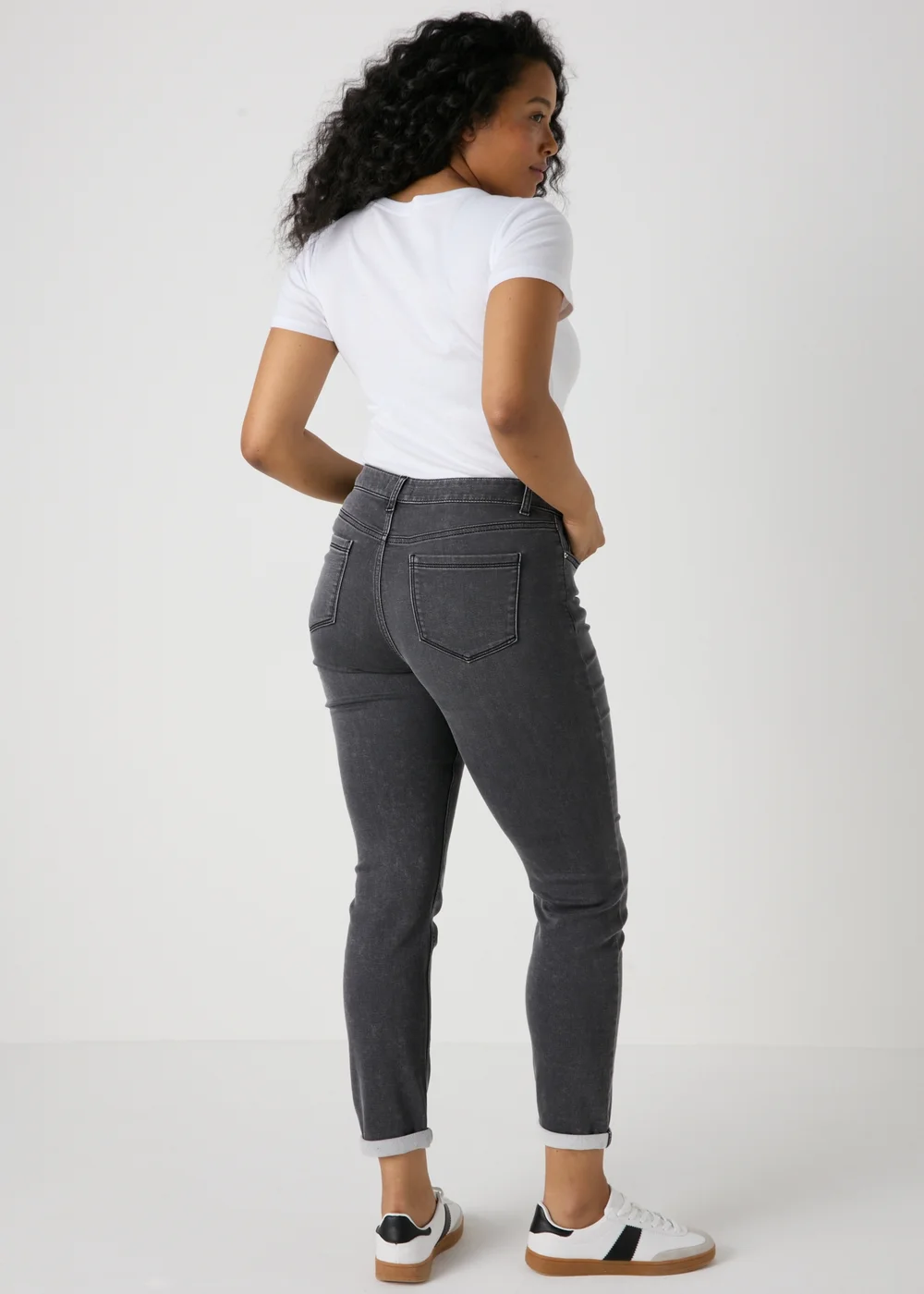 Jolie Grey Relaxed Skinny Jeans - 8 Image 2
