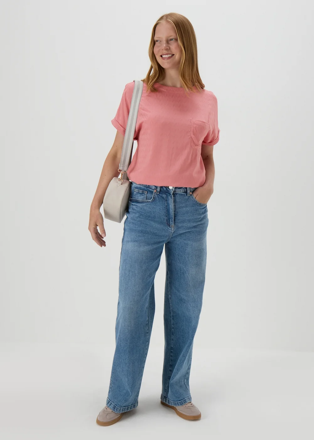 Pink Textured Pocket Detail T-Shirt - 8 Image 4