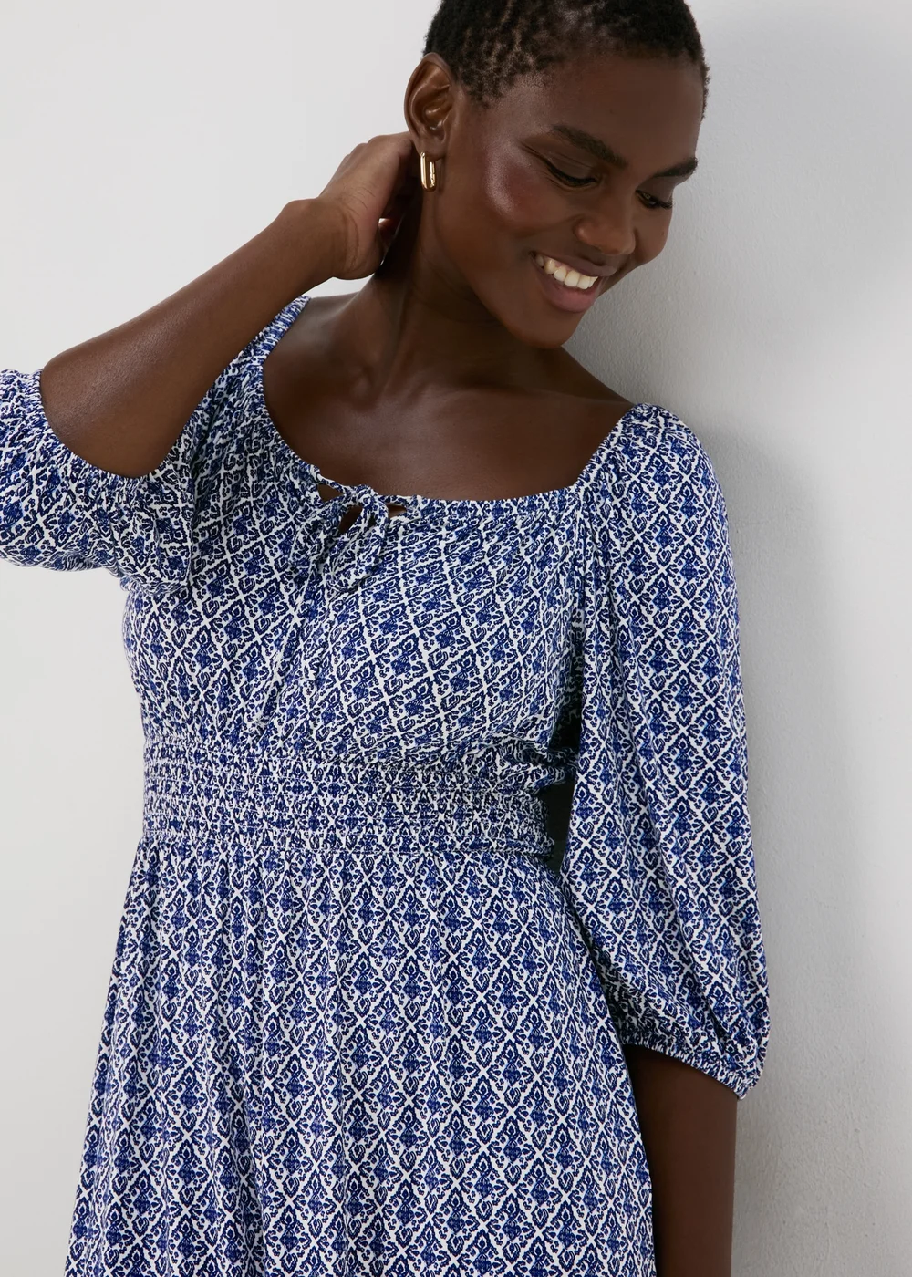 Blue Tile Print Shirred Midi Dress - 8 Image 3