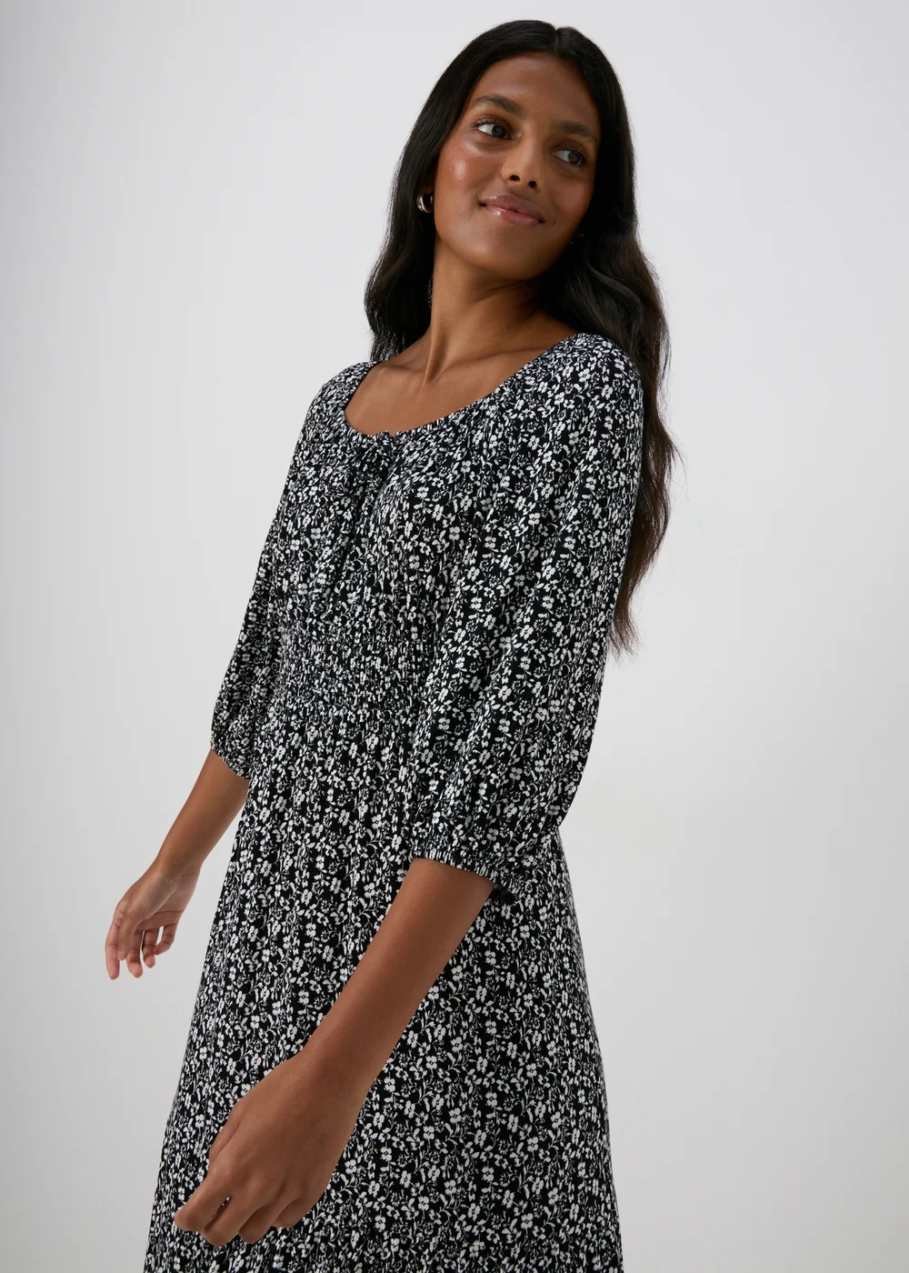 Black Ditsy Floral Shirred Midi Dress - 8 Image 3
