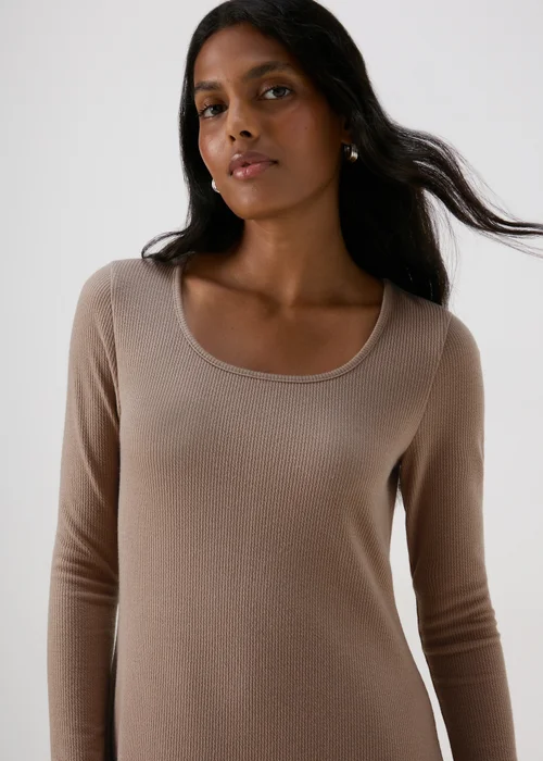 Beige Ribbed Scoop Neck Midi Dress - 8 Image 3