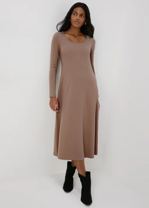Beige Ribbed Scoop Neck Midi Dress - 8 Image 1