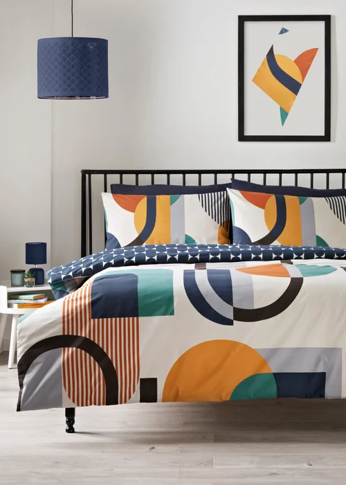 Multicoloured Urban Geometric Pattern Duvet Set - King Image 1