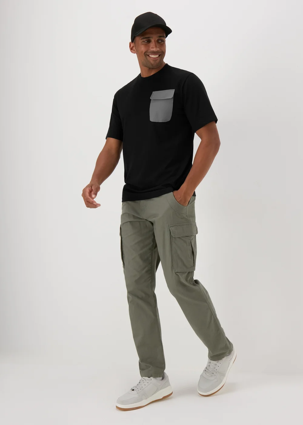Black Woven Grey Pocket T-Shirt - S Image 4