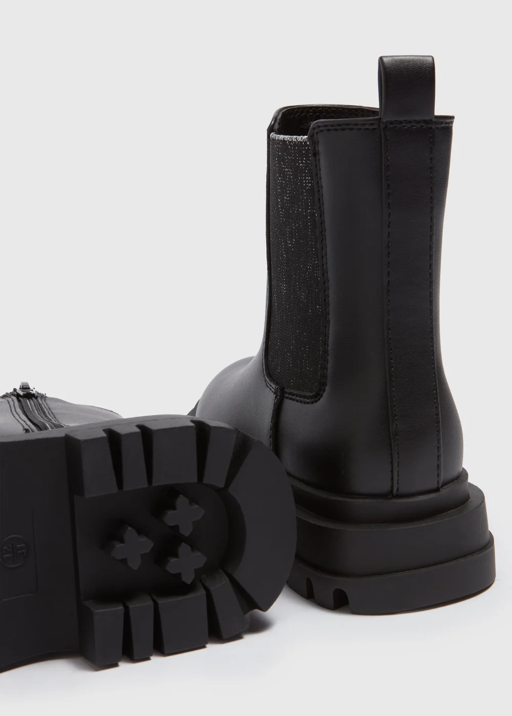 Girls Black Chelsea Boots (Younger 10-Older 5) - Size 1 Image 2