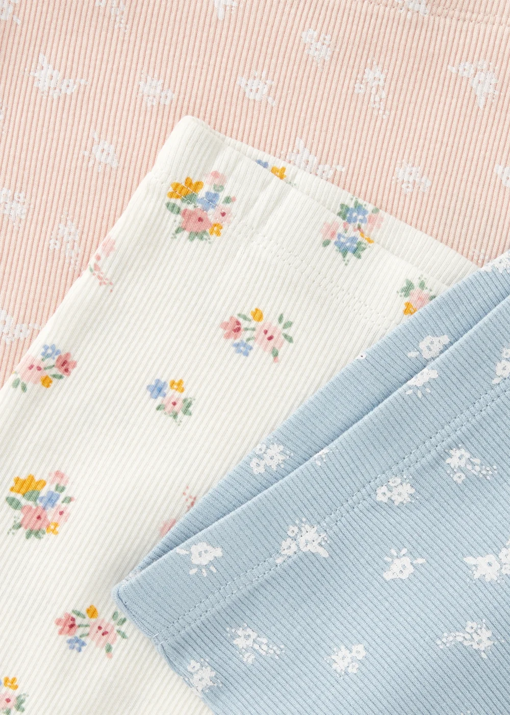 3 Pack Baby Cream Floral Leggings (Newborn-23mths) - 9-12 months Image 2
