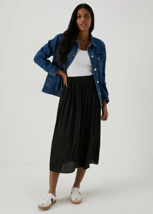 Black Satin Pleated Midi Skirt - 8 Image 4