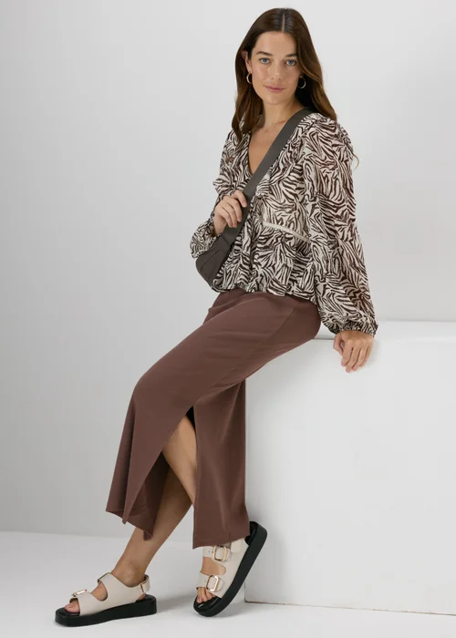 Brown Ribbed Midi Skirt - Size 8 Image 4