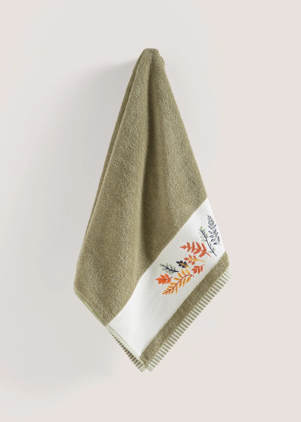 Green Embroidered Leaves Hand Towel ( 50cmx80cm) - Hand Towel Image 1