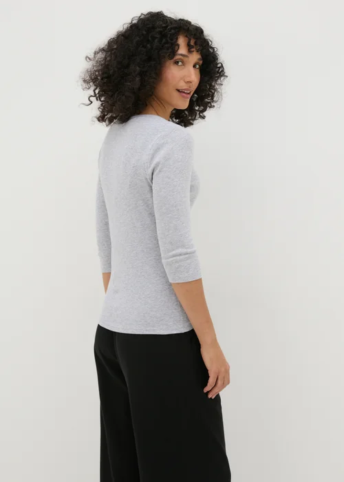 Grey 3/4 Sleeve T Shirt - 8 Image 2