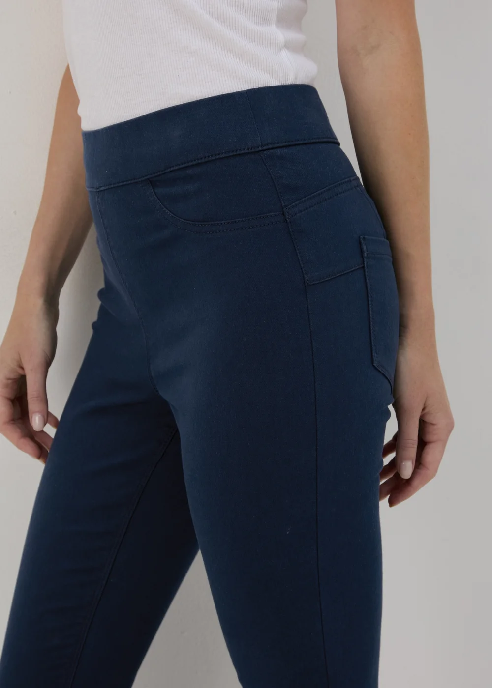 Rosie Navy Jeggings - 8/L29 Image 3