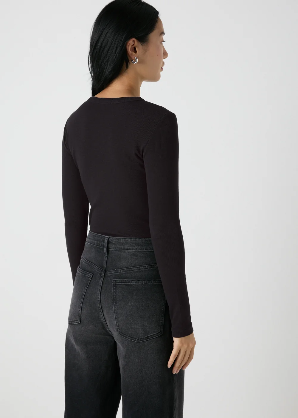 Black Long Sleeve Ribbed Top - Size 8 Image 2