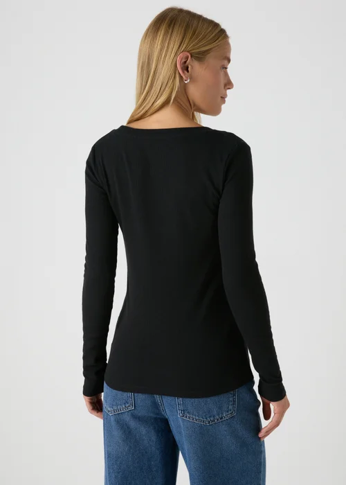 Black Scoop Neck Top - 8 Image 2
