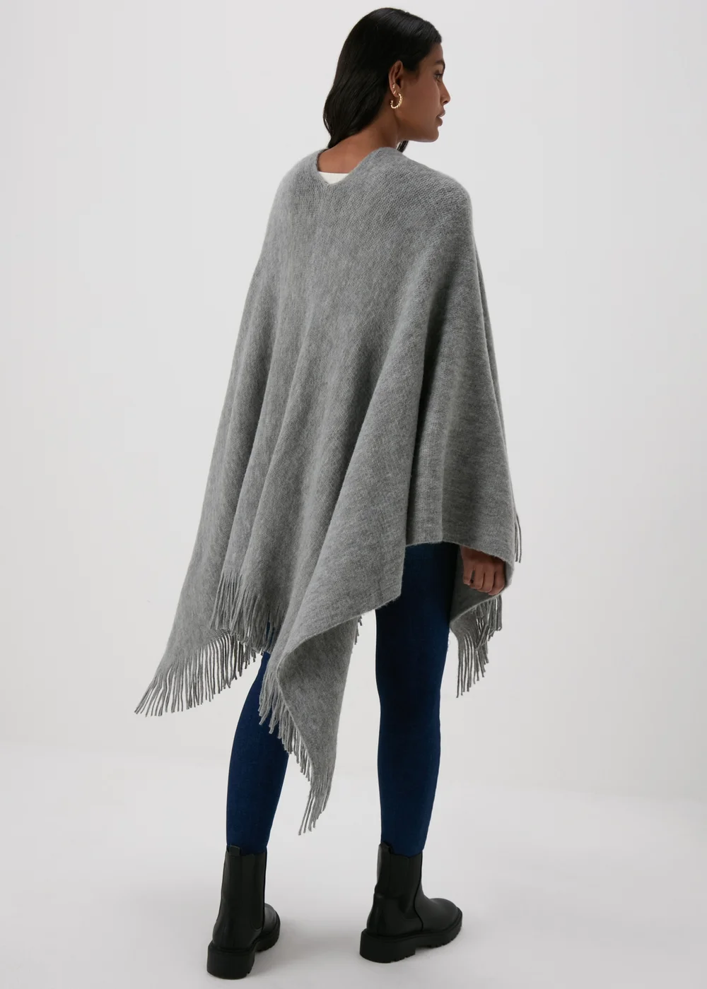 Grey Shawl - One Size Image 2